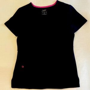 Woman’s heartsoul scrub top size medium